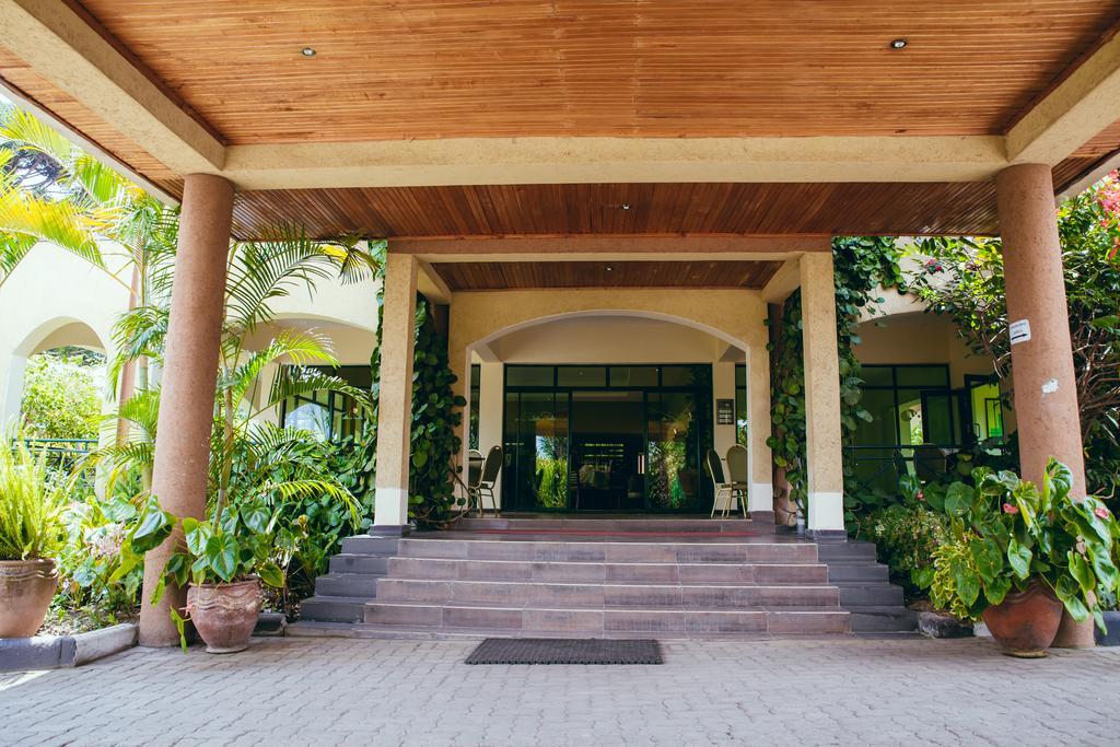 Gorillas Volcanoes Hotel Ruhengeri Exterior photo