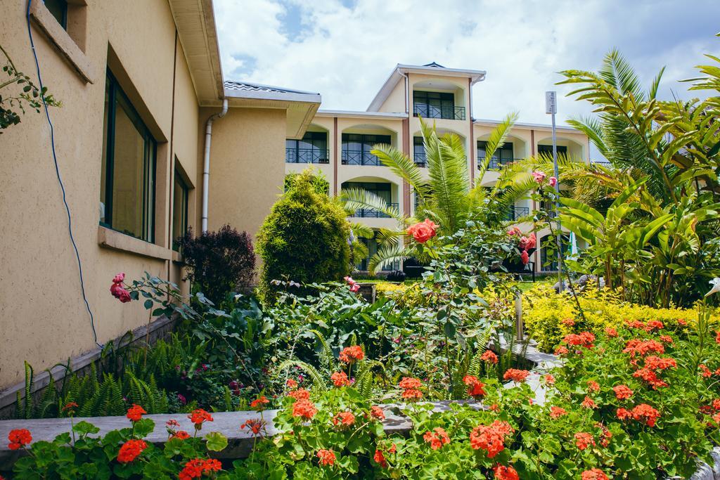 Gorillas Volcanoes Hotel Ruhengeri Exterior photo
